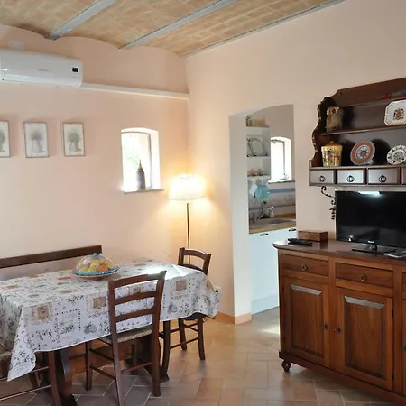 Il Granaio Di Colle Vichinano Feriehus